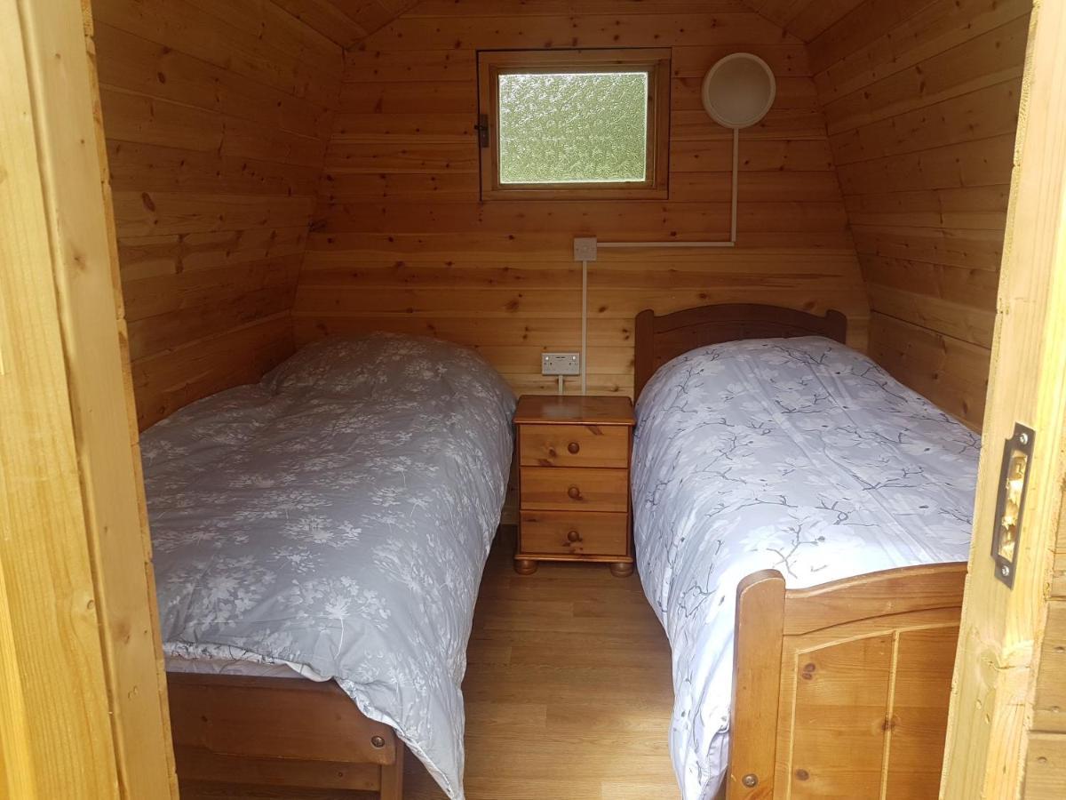 Rum Bridge Fisheries "The Cabin" Hotell Clare Eksteriør bilde